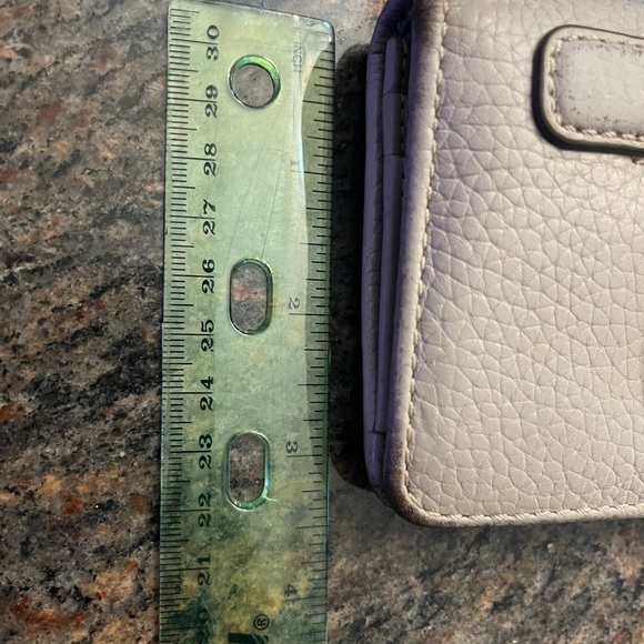 Marc Jacobs Gray Bifold Wallet. Snap closure w/ Gold Zipper Detail - Picture 2 of 10